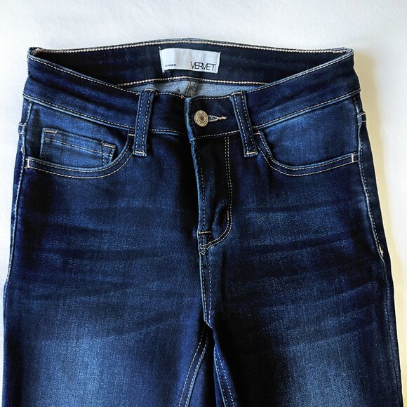 VERVET Slim Jeans - Picture 6 of 10